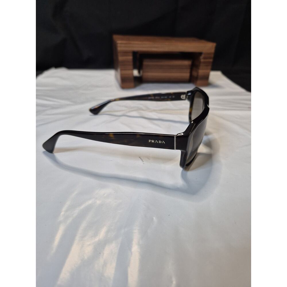 Prada SPR 02S Black Tortoise Sunglasses Clean Rarly Used, With Case.. - Picture 5 of 13